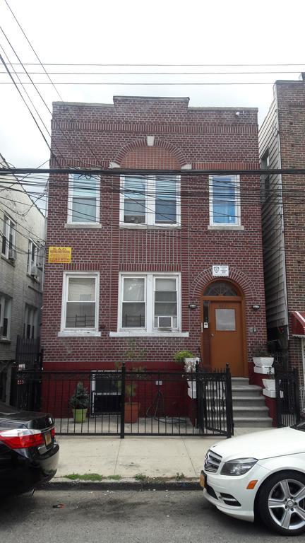 Studio, One And Two Bedroom Apartments - Bronx New York Exterior photo